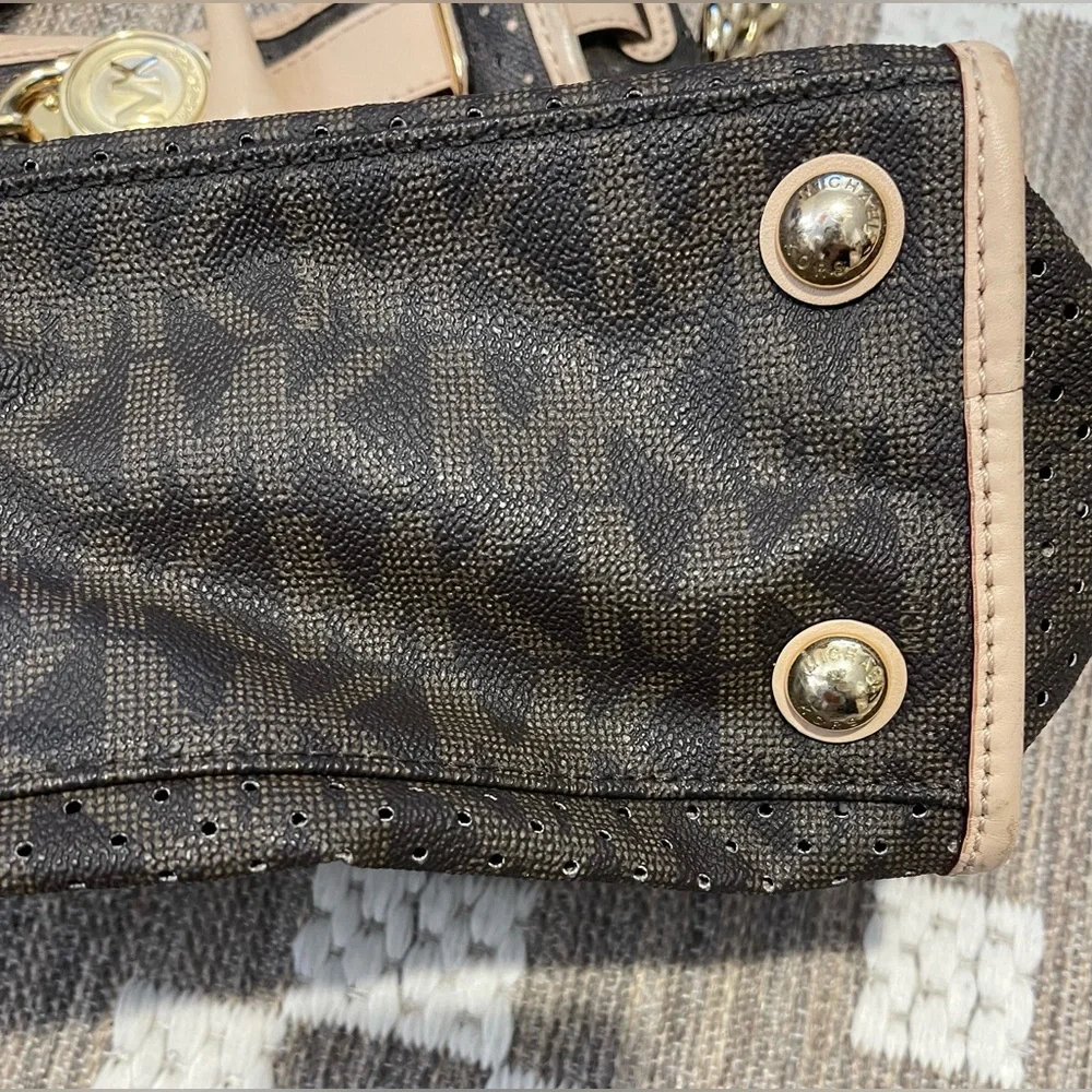MICHAEL KORS Perforated Hamilton Purse